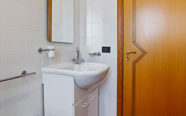 Spacious Apartment in Avola near the Seabeach