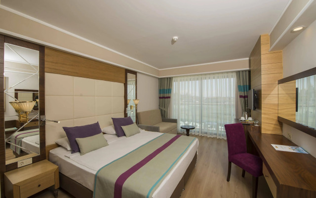 Dream World Aqua Hotel - All Inclusive