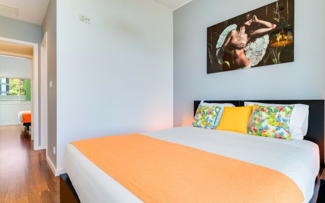 Vista Savoy Apartment