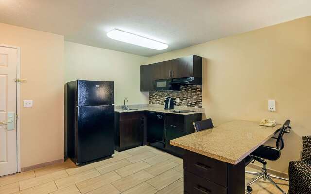 MainStay Suites Fargo - I-94 Medical Center