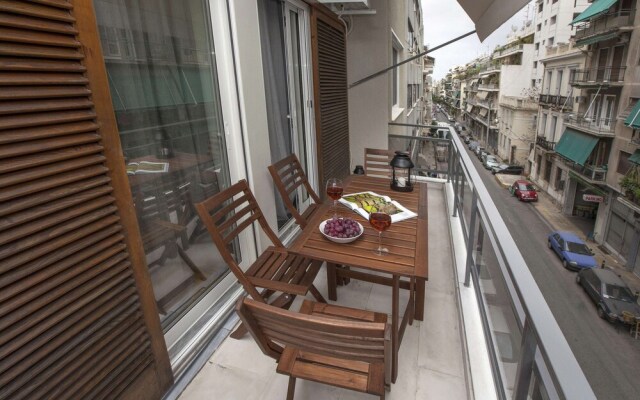 Unique Apartment near Acropolis by GHH