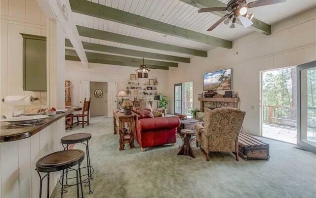 Lego House - Three Bedroom Cabin