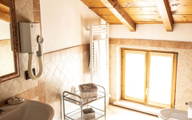 Le Finestre su Borghetto