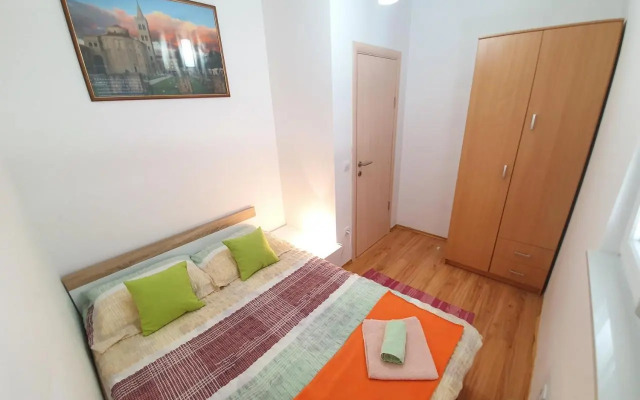 Apartments Lara