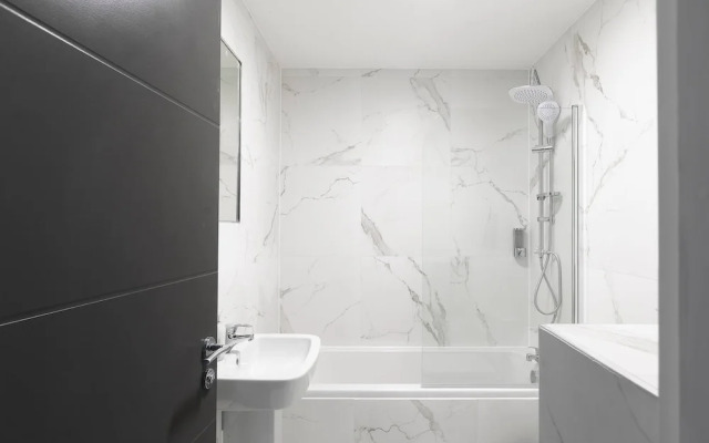 Skyvillion -vineyard Court- Enfield 1bed Wbalcony