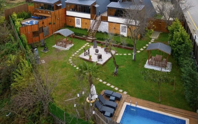 İnce Bungalov