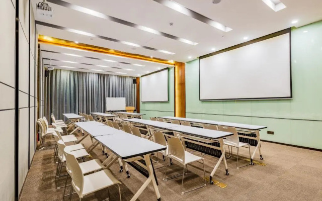 Atour Hotel (Wenzhou International Airport Olympic Sports Center)