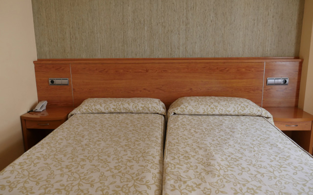 Hotel Rusadir