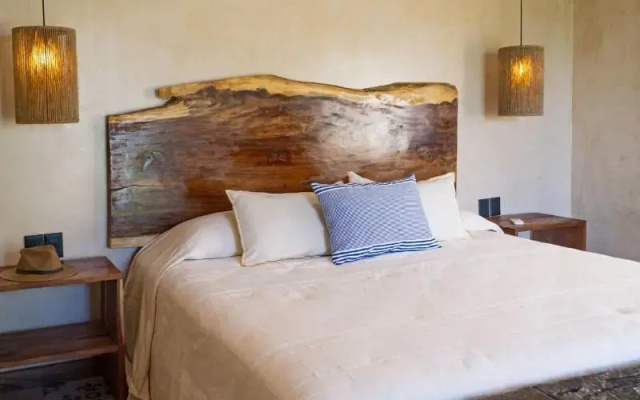 Mero Mero Hotel