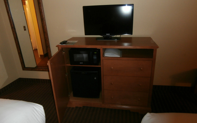 Holiday Inn Express Hotel & Suites Raton by IHG - фото 5