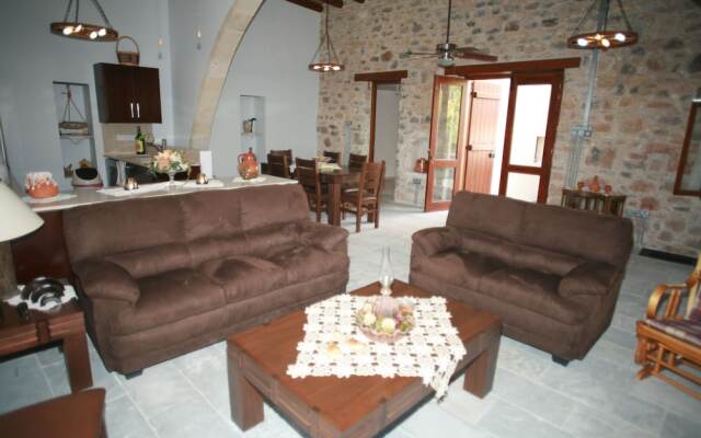 Areti Courtyard Villas