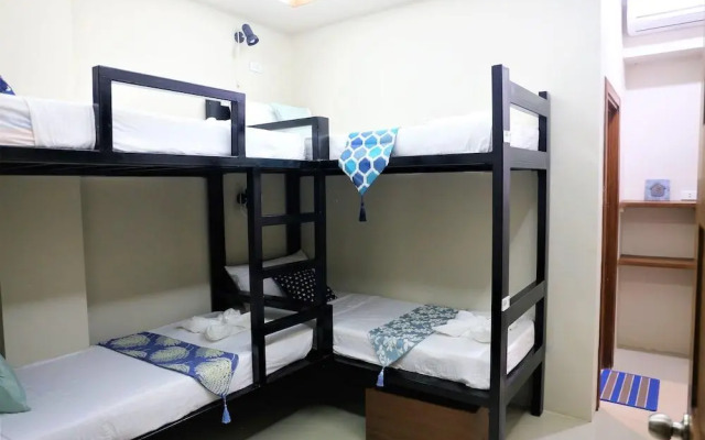 Four Thirteen Suites