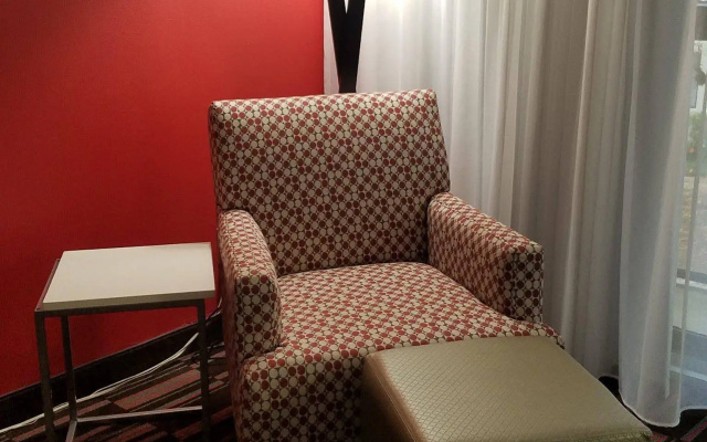 Holiday Inn Irving Las Colinas by IHG