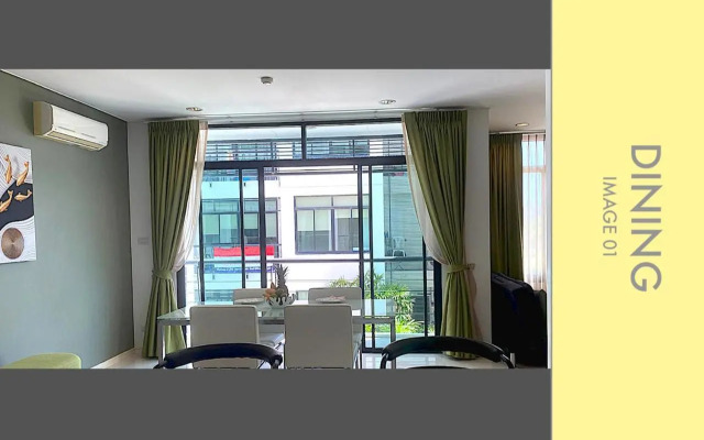 Stylish Condo w. Pool View 2F