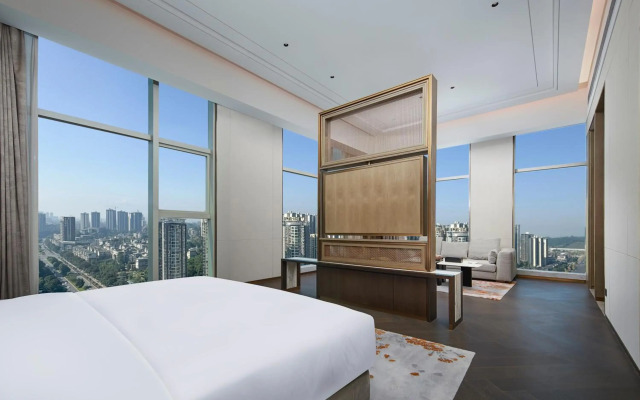 HUALUXE Leshan by IHG