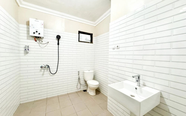 OWK Homestay Syariah Mitra RedDoorz Wonosobo