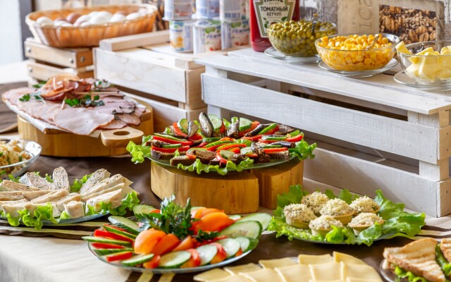 Отель «Ананас»