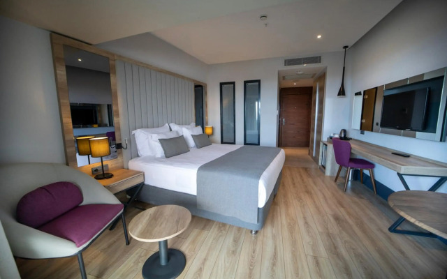 Seven For Life Thermal Hotel