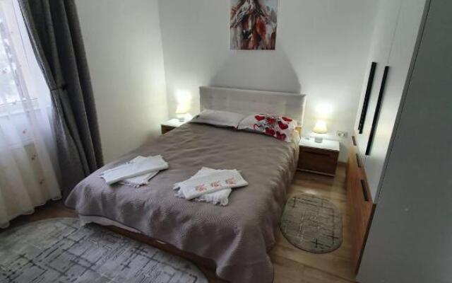 Apartament Ultra Central Marly Gura Humorului