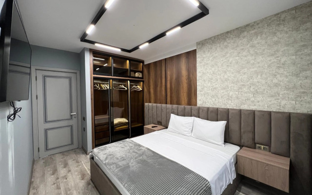 Pushkin street, 2 bedrooms Stylish, Beautiful apartment PU580