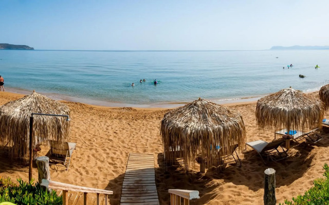 The Mini Beach Hotel