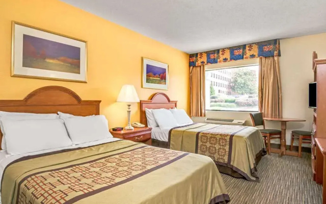 Days Inn - Raleigh Downtown