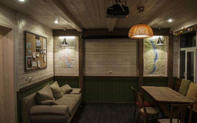 52°17' Travelcenter & Hostel