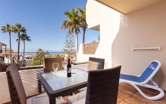 Oceanfront Tenerife South Albatros 270