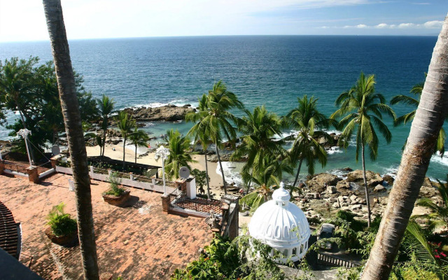 Lindo Mar Resort