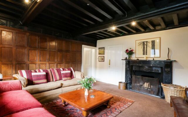 Middle Coombe Farm