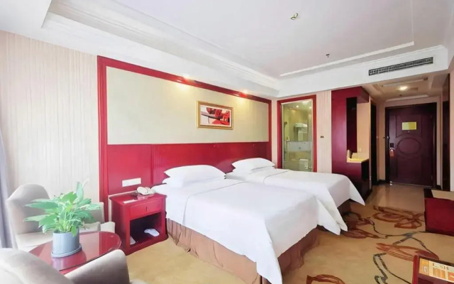 Vienna Hotel Chongqing Changshengqiao Subway Station Branch