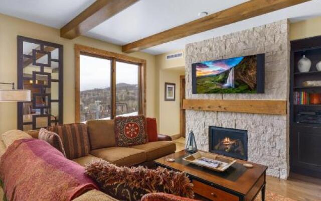 Edgemont 2603 - Luxury Ski-in Ski-out Condo