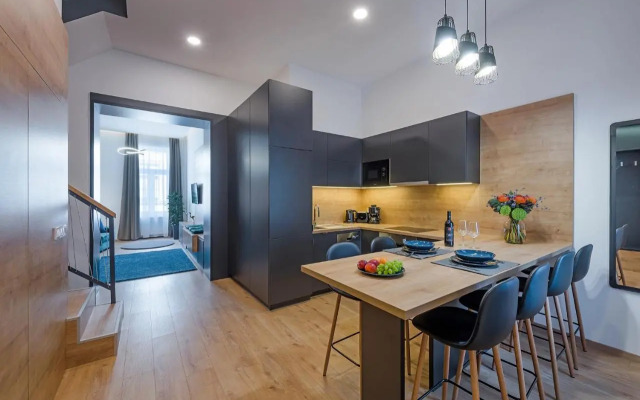 High End Suite Klauzal with AC