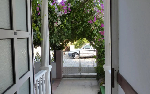 Nilay Apart Hotel