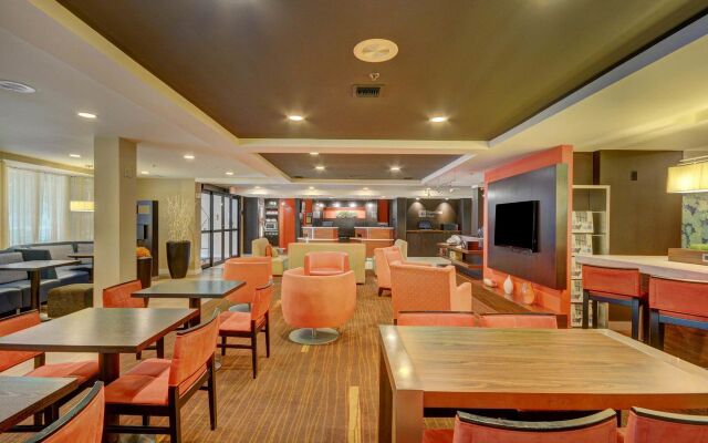 Courtyard by Marriott Lafayette Airport