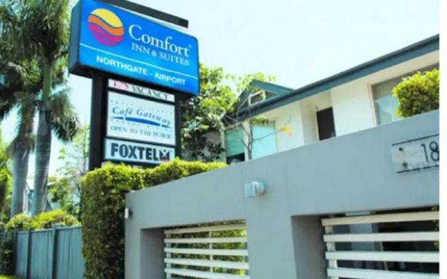 Comfort Inn & Suites Northgate Airport