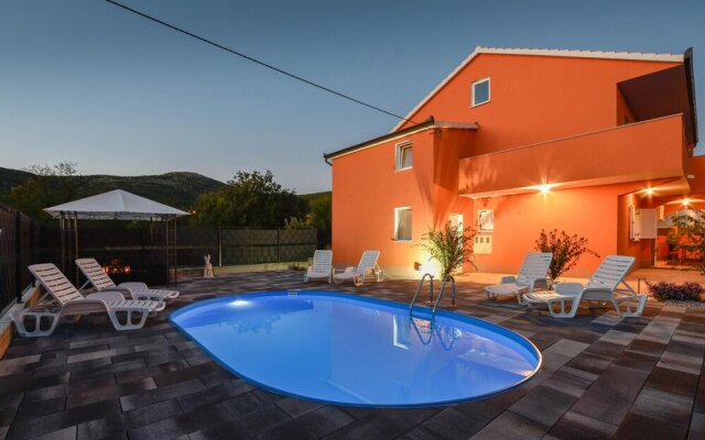 Stunning Home in Dugopolje With Outdoor Swimming Pool, Wifi and 2 Bedrooms