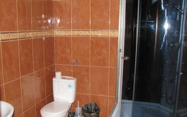 Hotel Lira
