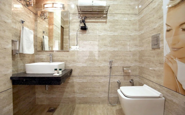 Tricity Relax Inn by OYO Rooms