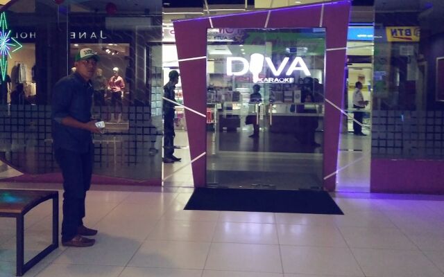 Ritz Properti
