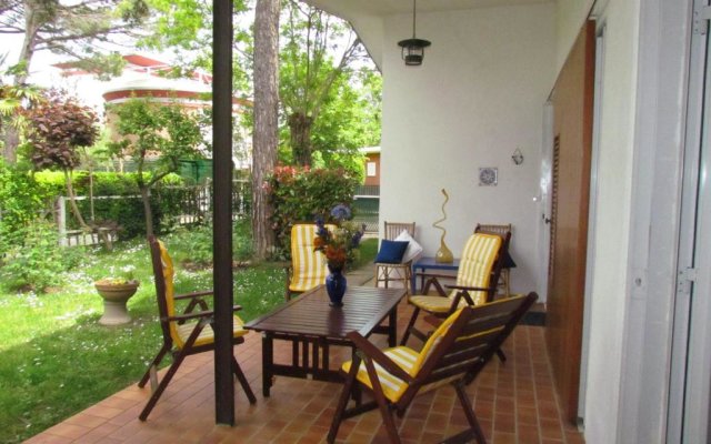 "lovely Villa With Spacious Private Garden by Beahost Rentals"