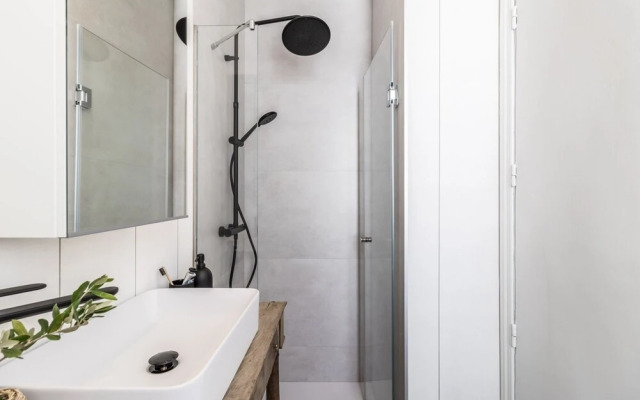 Lustar - 2 Bedrooms and Terrace in Chueca