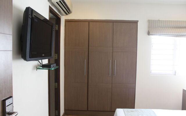 The Lotus - Apartment Hotel, Venkatraman Street