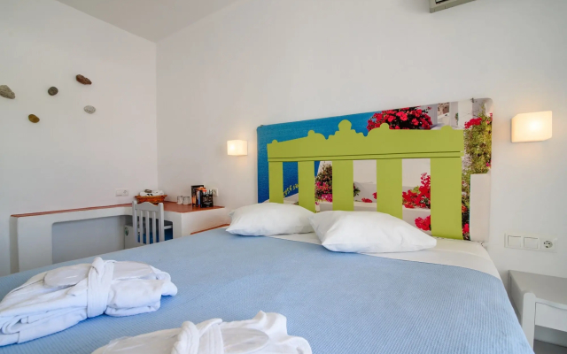 RK Beach Hotel