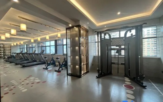 Qingyuan Aoster Apartment (Wanda Gulongxia Branch)