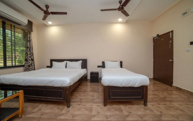 Oyo 37826 Rajmahal Khindsi Resort