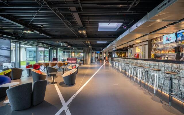 V8 Hotel Koln at MOTORWORLD