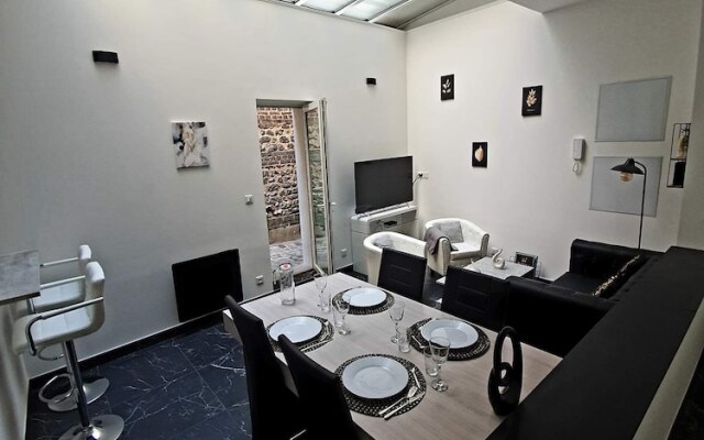 La Forteresse Jacuzzi-Sauna