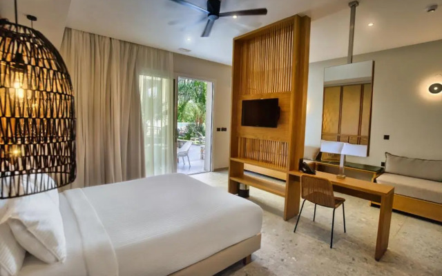 Relax Hotel