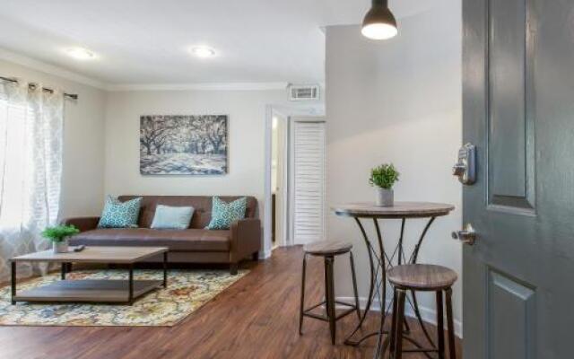 Amazing Midtown Location by Piedmont Park